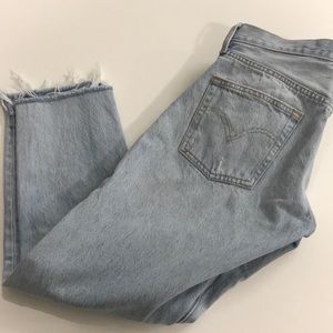 Women’s Levi’s 501 cropped jeans